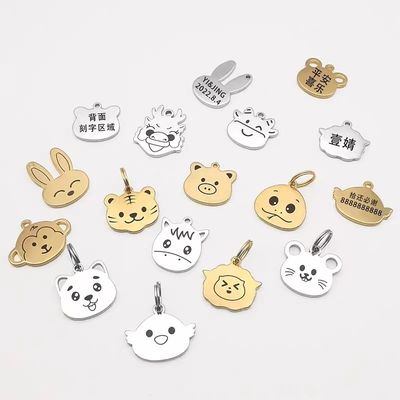 comprar Chave de chave de esmalte duro personalizado com revestimento em ouro / prata e parte traseira de areia para uso promocional online manufacture