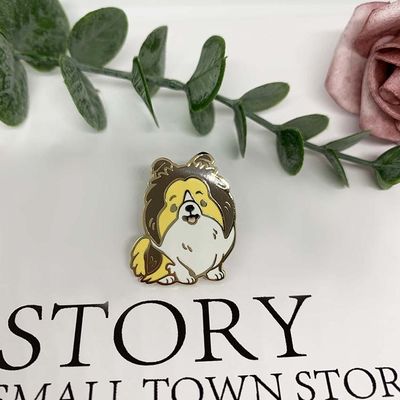 comprar Pin de lapel de estilo vintage de liga de zinco de esmalte duro personalizado para moda e colecionáveis online manufacture