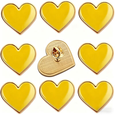 comprar Pins de lapela esmaltados personalizados no atacado com banho de ouro e design fofo são emblemas de metal de um fabricante de distintivos. online manufacture