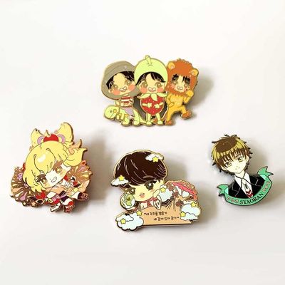 Pins de lapel personalizados para as necessidades do cliente a preços acessíveis