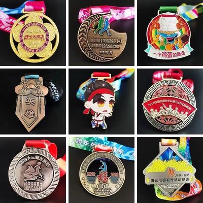 Bom preço. Medalha Esportiva Personalizada de Liga de Zinco com Design 3D Fundido e Acabamento Dourado on-line