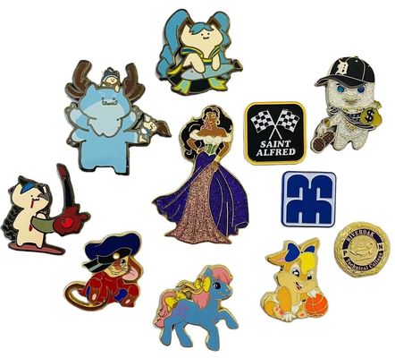 Fabricante Embalagens de Lapel Pins Personalizadas Etiquetas Desenhar o Seu Próprio Logotipo Artesanato Metálico Embalagens de Esmalte Suave