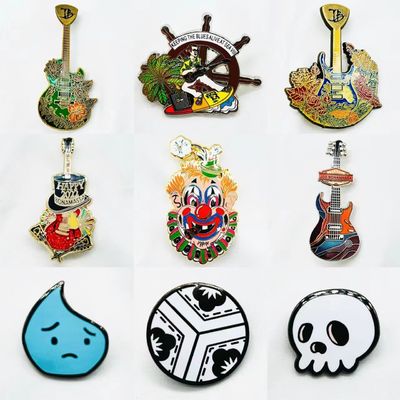 1.25 polegadas venda quente de antigas tesouras de ouro crachá pin de metal fundido personalizado lapela crachá de presente de negócios