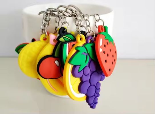 Personalizado Elastico Suave Durável Belo Presente de PVC Com Anel Metálico Morango Maçã Abacaxi Melancia Laranja Fruta Chave