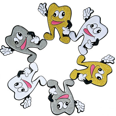 Bom preço. Pins de lapela personalizados, revestidos de ouro, com esmalte macio e o teu logotipo para uma marca eficaz. on-line