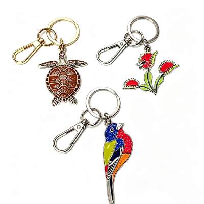Bom preço. Chaveiro Personalizado com Design 2D/3D e Opções de Esmalte Duro/Mole para Chaveiros com Logo Personalizado on-line